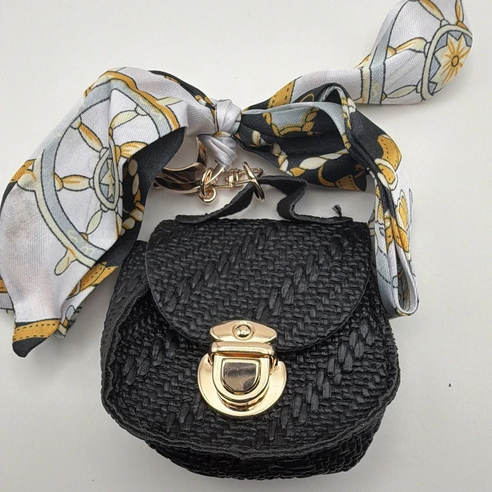 Black Woven Mini Bag Charm Key Chain, Floral Bow Accent, Gold Tone,‎ Women